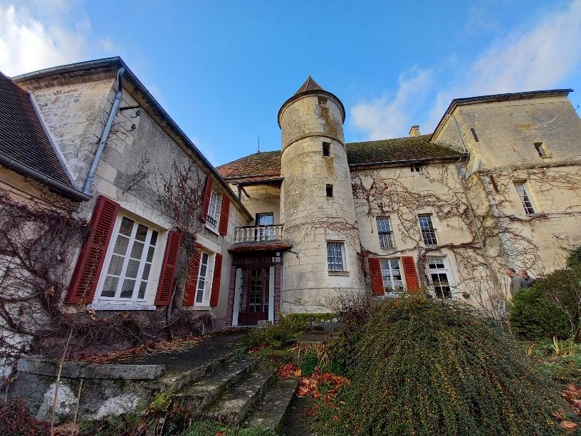Vente Maison – 9 pièces – 310 m² à Muret-et-crouttes (02210)