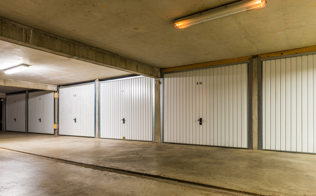 Boxes de parking : le stockage est désormais autorisé sous conditions… mais pas pour tous les propriétaires !